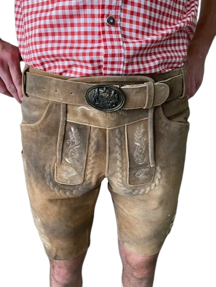 Lederhose bruin riem mannen Nederland closeup /  Lederhosen / Lederhose / Lederhosen kopen / Lederhose oktoberfest / Lederhosen outfit / Oktoberfest lederhosen